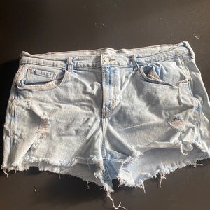 Light wash old navy shorts
